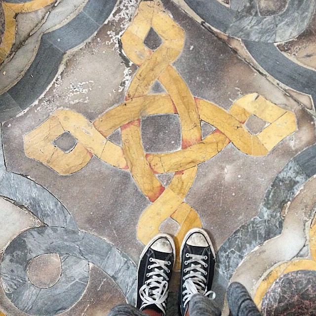 Sometimes you walk into a tiny church in the middle of a busy market and find the most amazing Baroque designs inside.